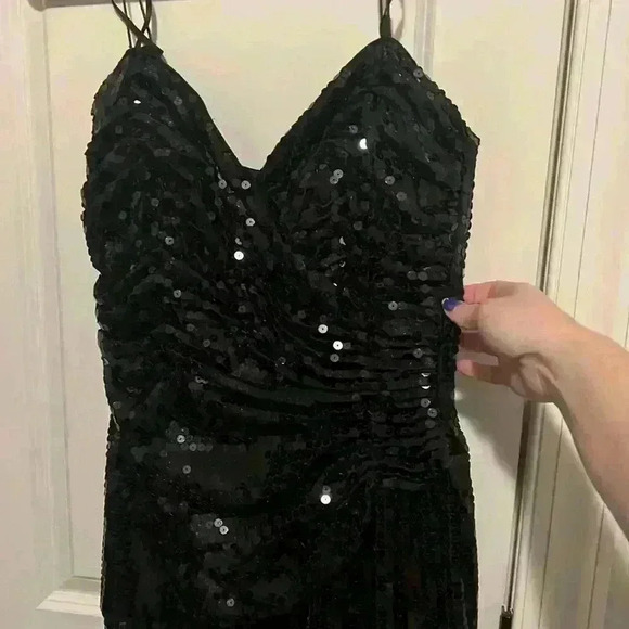 Tadashi Shoji s 10 Vintage 80’s Formal Gown Sequin Dress Black Timeless Classic - Picture 2 of 12